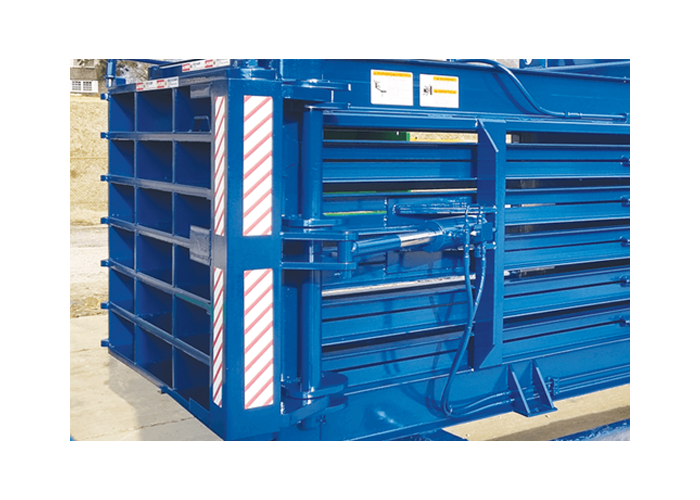 Marathon Closed-End Recycling Baler
